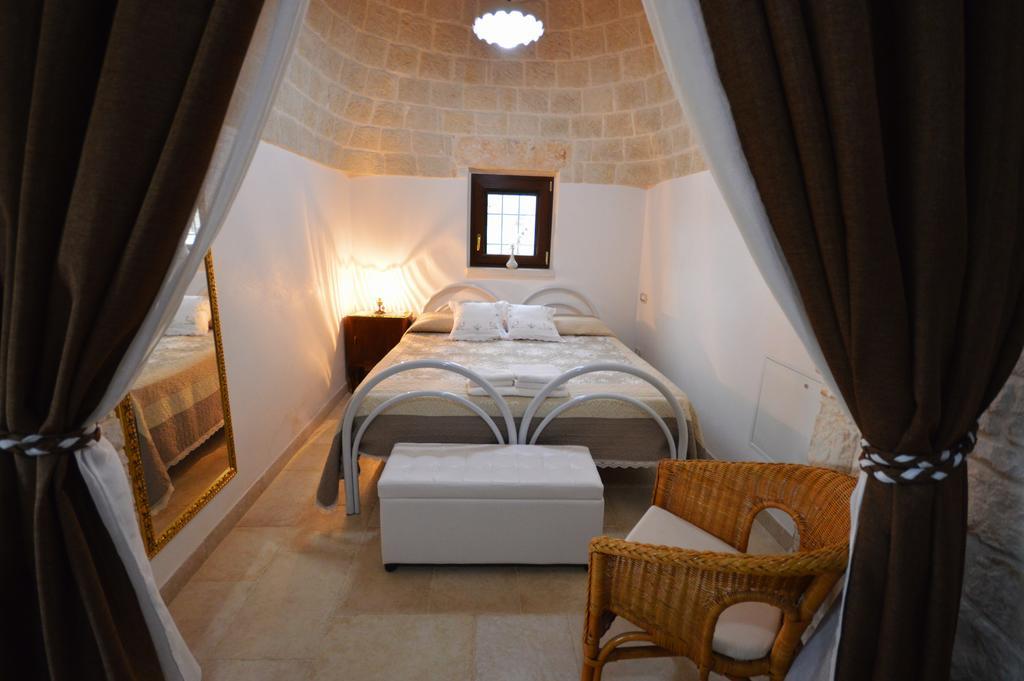 I Trulli Di Nonno Giovanni Martina Franca Exterior photo
